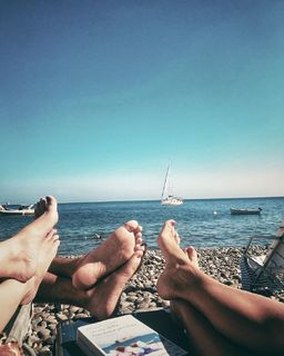 Marina La Rosa feet photo thumbnail