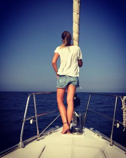 Marina La Rosa feet photo thumbnail