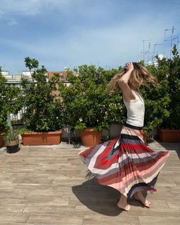 Marina La Rosa feet photo thumbnail