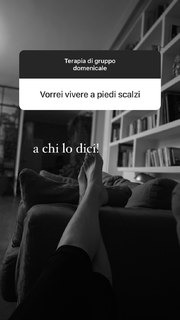 Marina La Rosa feet photo thumbnail