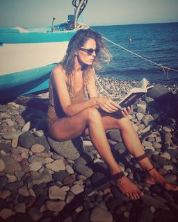 Marina La Rosa feet photo thumbnail