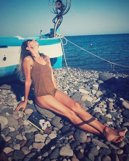 Marina La Rosa feet photo thumbnail