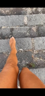 Marina La Rosa feet photo thumbnail