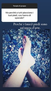 Marina La Rosa feet photo thumbnail