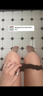 Marina La Rosa feet photo thumbnail