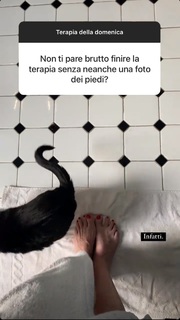 Marina La Rosa feet photo thumbnail