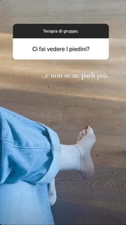 Marina La Rosa feet photo thumbnail