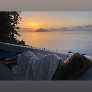 Marina La Rosa feet photo thumbnail