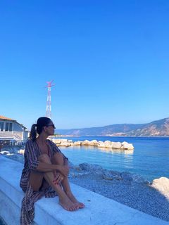 Marina La Rosa feet photo thumbnail