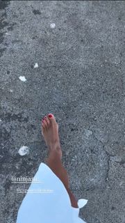 Marina La Rosa feet photo thumbnail