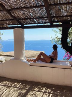 Marina La Rosa feet photo thumbnail