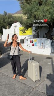 Marina La Rosa feet photo thumbnail