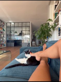 Marina La Rosa feet photo thumbnail