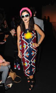 Marina Lambrini Diamandis feet photo thumbnail