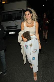 Marina Lambrini Diamandis feet photo thumbnail