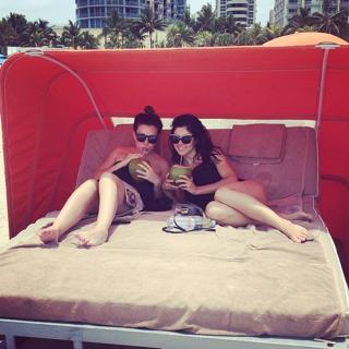 Marina Lambrini Diamandis feet photo thumbnail