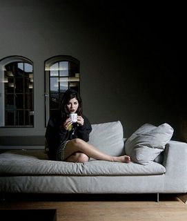 Marina Lambrini Diamandis feet photo thumbnail