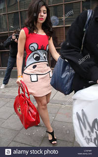 Marina Lambrini Diamandis feet photo thumbnail