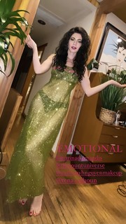 Marina Lambrini Diamandis feet photo thumbnail