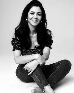 Marina Lambrini Diamandis feet photo thumbnail