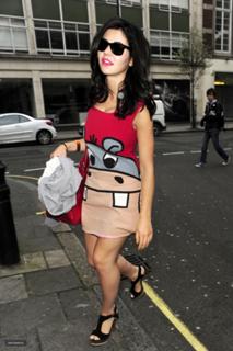 Marina Lambrini Diamandis feet photo thumbnail