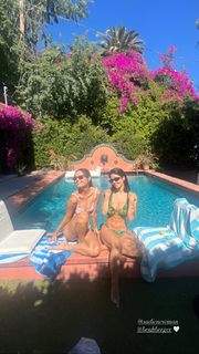 Marina Lambrini Diamandis feet photo thumbnail