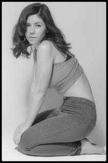 Marina Lambrini Diamandis feet photo thumbnail