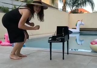 Marina Maximilian Blumin feet photo 19