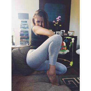 Marina Orlova feet photo thumbnail