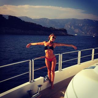 Marina Orlova feet photo thumbnail