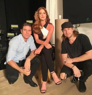 Marina Ruy Barbosa feet photo thumbnail