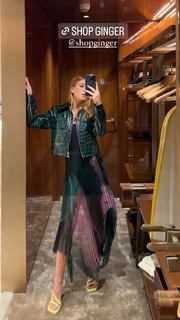 Marina Ruy Barbosa feet photo thumbnail