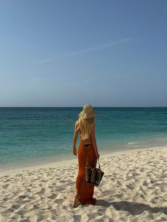 Marina Ruy Barbosa feet photo thumbnail