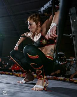 Marina Shafir feet photo thumbnail