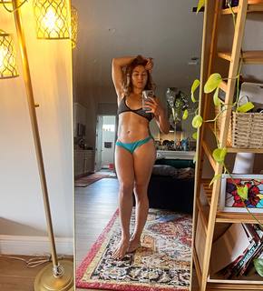 Marina Shafir feet photo thumbnail