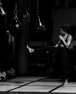 Marina Shafir feet photo thumbnail