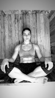 Marina Shafir feet photo thumbnail