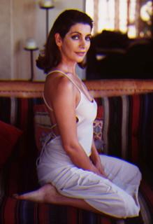 Marina Sirtis feet photo thumbnail