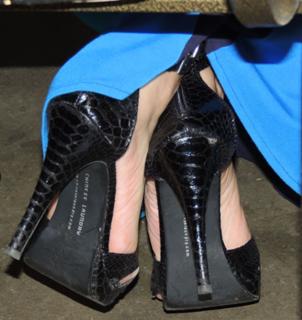 Marina Sirtis feet photo thumbnail