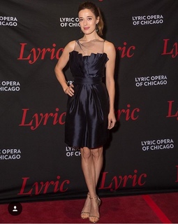 Marina Squerciati feet photo thumbnail