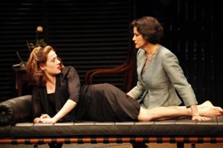 Marina Squerciati feet photo thumbnail