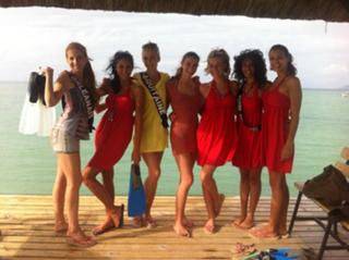 Marine Lorphelin feet photo thumbnail