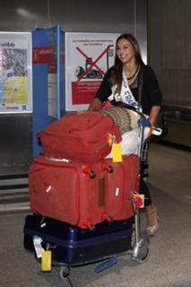 Marine Lorphelin feet photo thumbnail