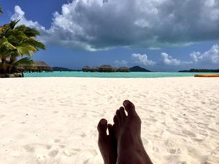 Marine Lorphelin feet photo thumbnail