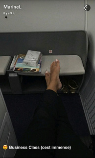 Marine Lorphelin feet photo thumbnail