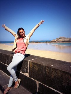 Marine Lorphelin feet photo thumbnail