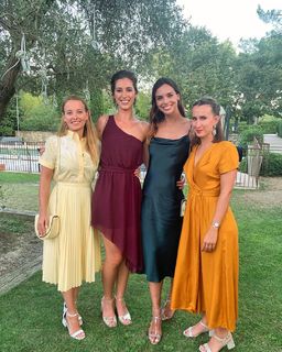 Marine Lorphelin feet photo thumbnail