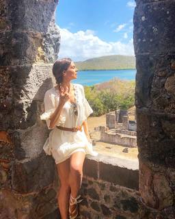 Marine Lorphelin feet photo thumbnail