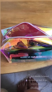 Marine Lorphelin feet photo thumbnail