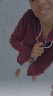 Marine Lorphelin feet photo thumbnail